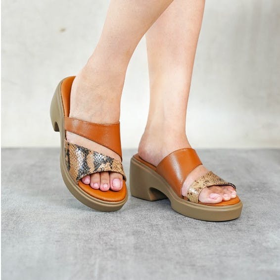 Thumbnail gambar ke-3 produk POLLUX DAILY WPOBN 21 - SANDAL SLIP ON HAK CHUNKY WANITA | SANDAL WANITA HAK 6CM