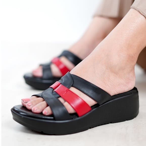 Gambar ke-9 produk Pollux Daily WPODQ 32 - Sandal Wedges | Wedges Selop | Wedges Wanita Bahan Kulit