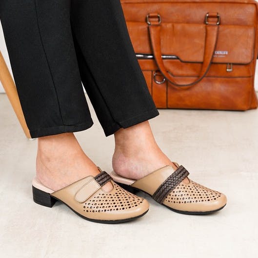 Thumbnail gambar ke-1 produk POLLUX WPODZ 06 - SANDAL SLIP ON WANITA HAK CHUNKY KEKINIAN