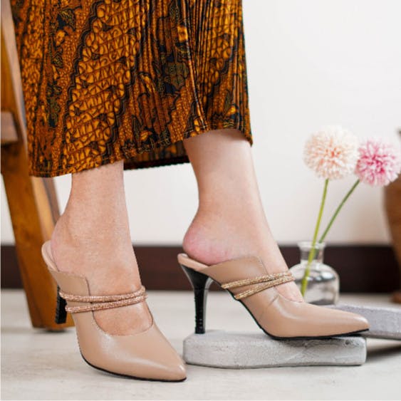 Gambar ke-9 produk Pollux Monday WPOAR 38 - Sepatu Mules Heels Wanita Berbahan Kulit