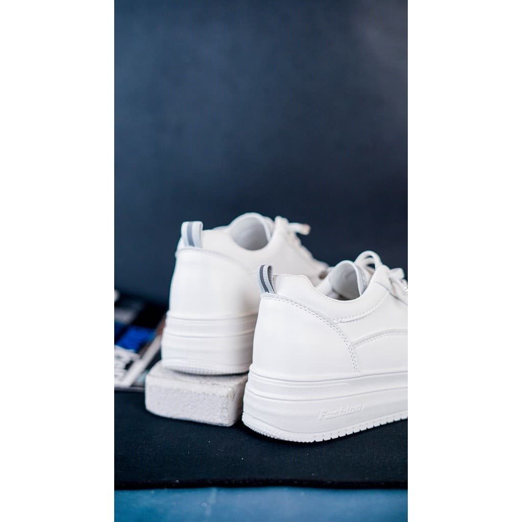 Gambar ke-1 produk Pollux Jinju WDQ D938 - Sepatu Sneakers Putih | Sneakers Putih Wanita Kekinian|