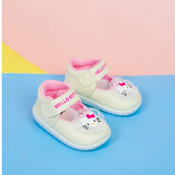 Gambar ke-1 produk Disney Baby Sepatu Anak Lucu Dan Keren Karakter Hello Kitty  |  Sepatu Bayi & Balita Lucu Merek Disney Baby ADILC03I