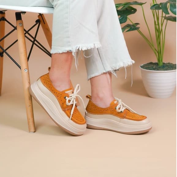 Gambar ke-1 produk Pollux Bold WBB 6091 Sepatu Sneakers Wanita Kekinian | Ssepatu Bahan Kulit Asli