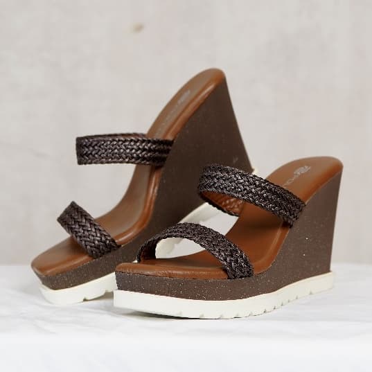 Gambar ke-1 produk Pollux WPOLX 62 - Wedges Wanita Kekinian | Sandal Wedges Kulit