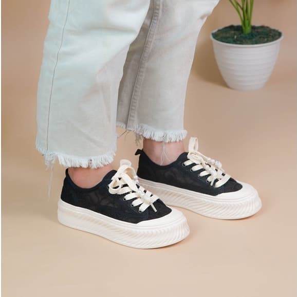 Gambar ke-9 produk Pollux Bold WBB 61002 Sepatu Sneakers Wanita Kekinian | Sepatu Kasual | Sneakers Casual Kekinian