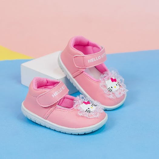 Gambar ke-1 produk Disney Baby Sepatu Anak Lucu Dan Keren Karakter Hello Kitty  |  Sepatu Bayi & Balita Lucu Merek Disney Baby ADILC03I