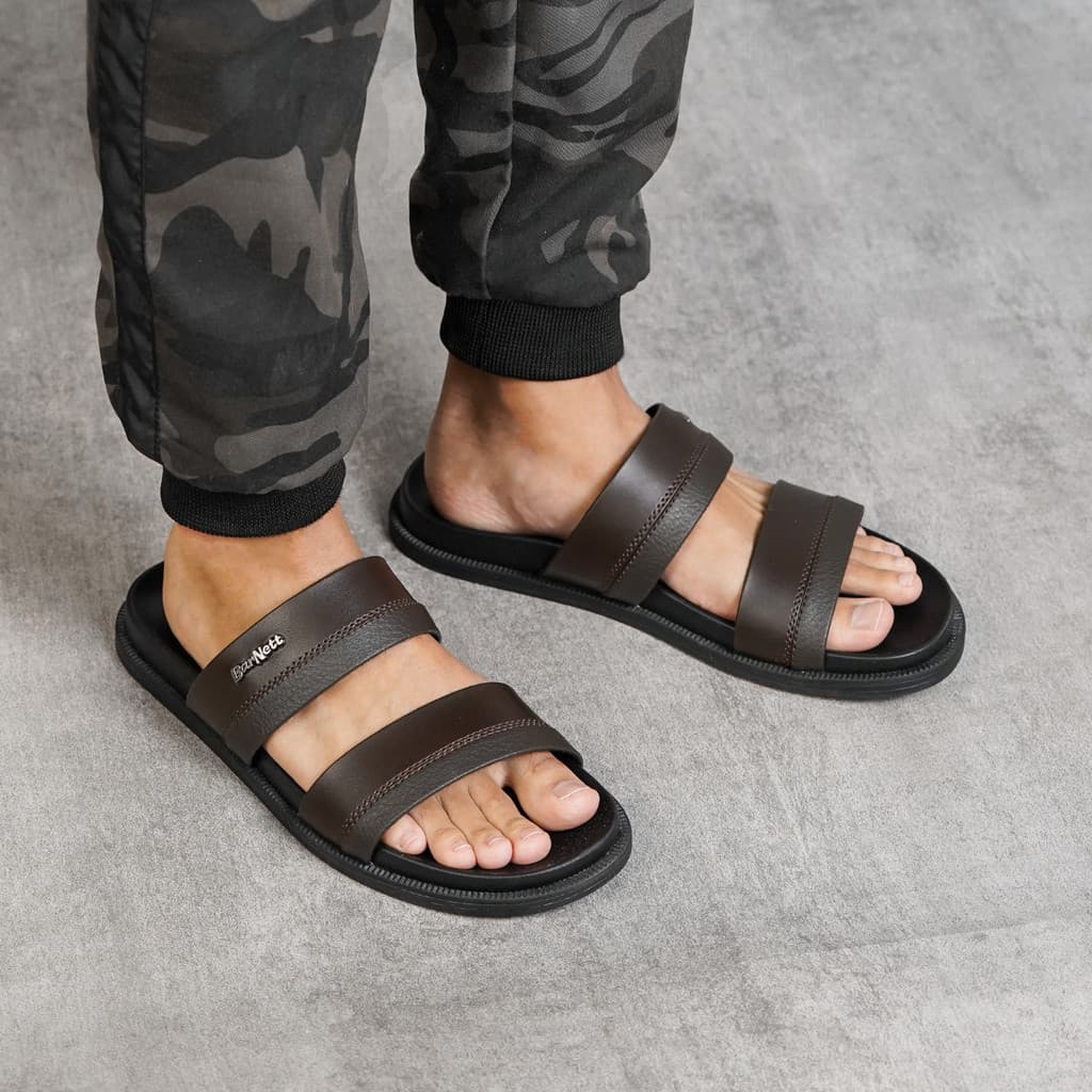 Gambar ke-1 produk Barnett Mayor 06 - Sandal Pria Formal Casual Kekinian Model Slide Slop Distro Hitam Stylish