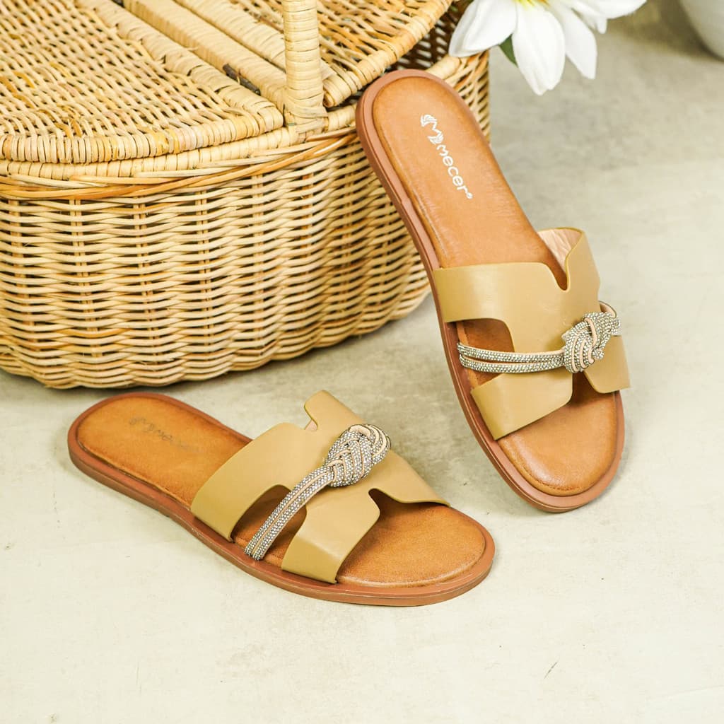 Thumbnail gambar ke-3 produk Mecer Daily WWH 02630 - Sandal Flat Wanita Kekinian | Sandal Daily | Sandal Slip On Wanita