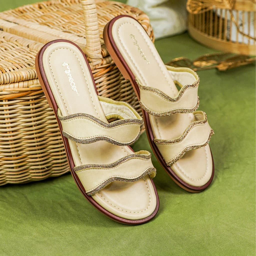 Gambar ke-6 produk Mecer Daily WCS 22Y01 - Sandal Flat Wanita Kekinian | Sandal Teplek | Sandal Slip On Wanita