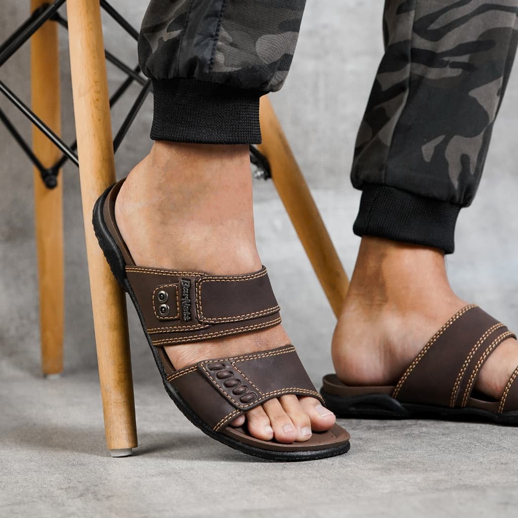 Gambar ke-7 produk Barnett Triton 12 - Sandal Pria Formal Casual Kekinian Model Slide Slop Distro Hitam Stylish