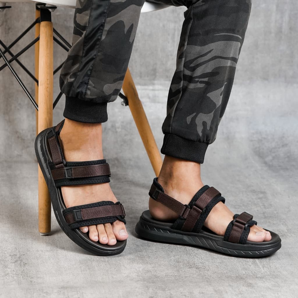 Gambar ke-5 produk Evergreen Kyung 01 - Sandal Formal Casual Pria Kekinian Hitam Stylist Gesper