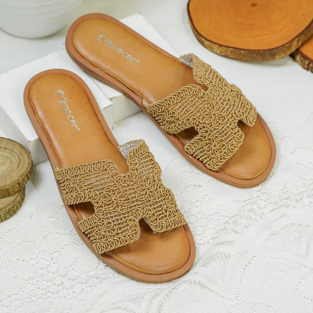 Gambar ke-1 produk Mecer Daily WWH 0266 - Sandal Flat Wanita Kekinian | Sandal Daily | Sandal Slip On Wanita