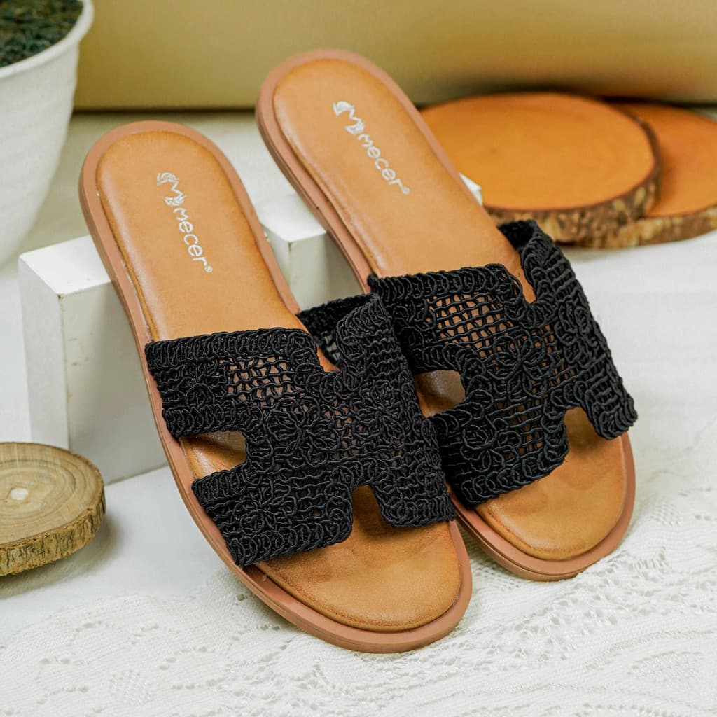 Gambar ke-1 produk Mecer Daily WWH 0266 - Sandal Flat Wanita Kekinian | Sandal Daily | Sandal Slip On Wanita