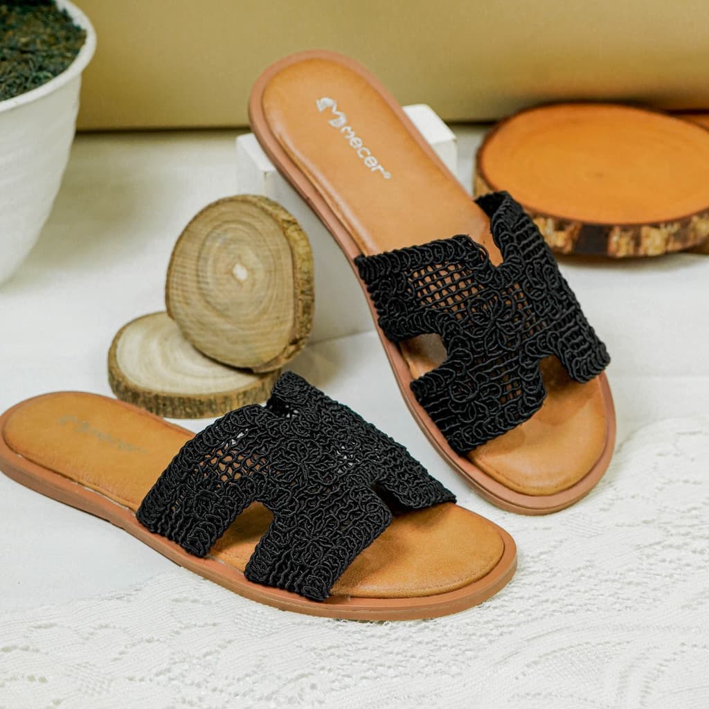 Gambar ke-1 produk Mecer Daily WWH 0266 - Sandal Flat Wanita Kekinian | Sandal Daily | Sandal Slip On Wanita